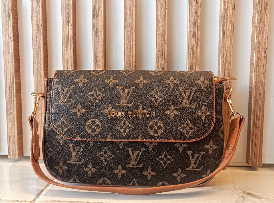 Fermuarlı Kadın  El Ve Kol Çantası