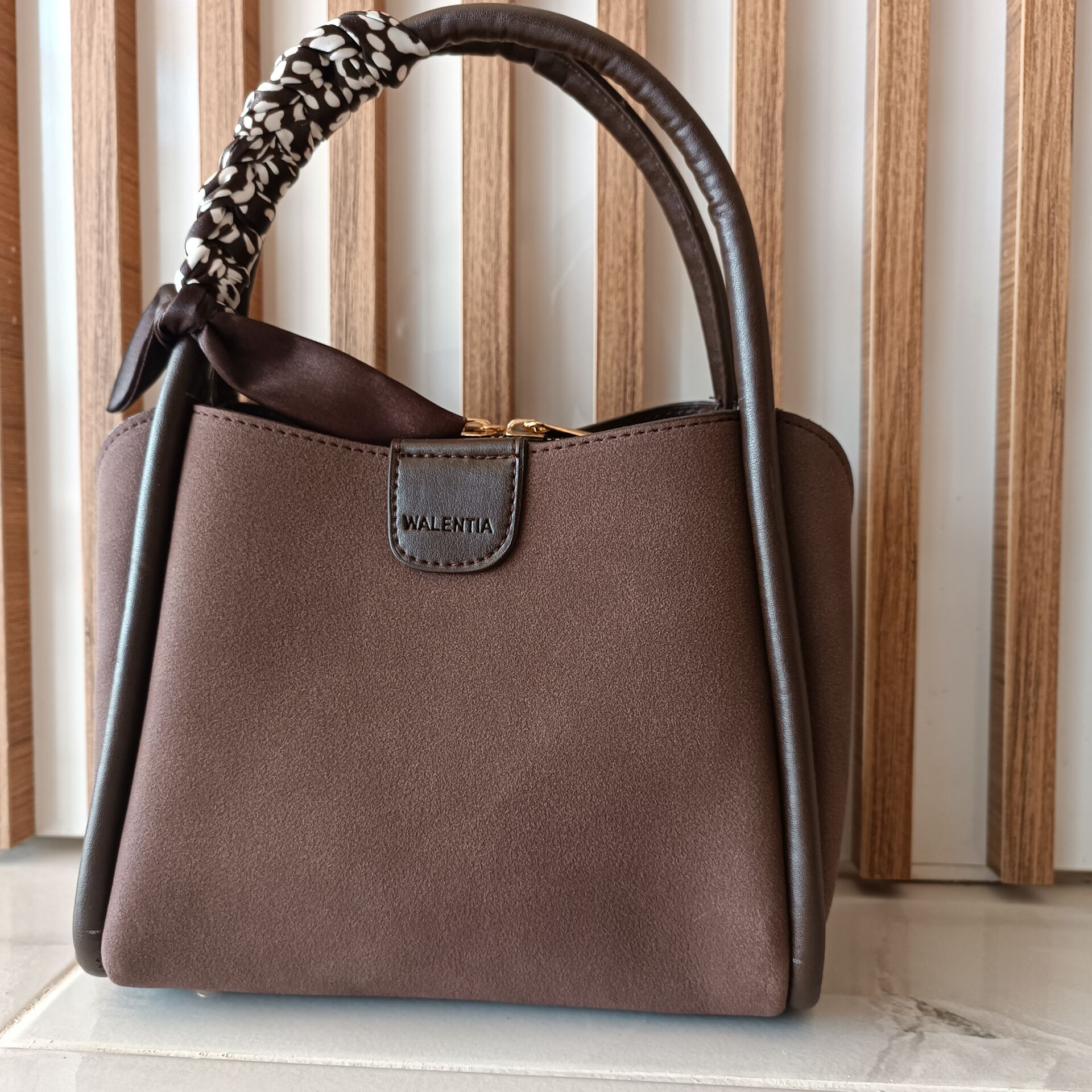 Fular Detaylı  Kadın El Ve Omuz Çantası