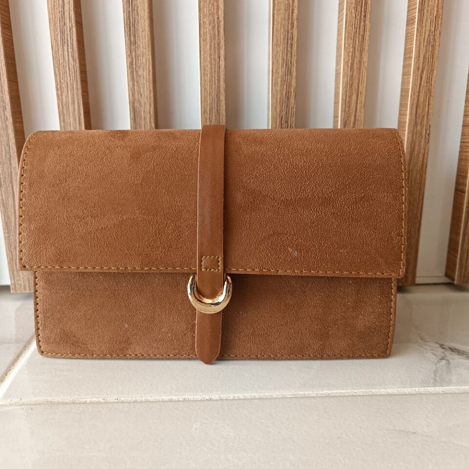 KÜÇÜK BOY KAPAMA SÜET DERİ EL VE OMUZ ÇANTASI