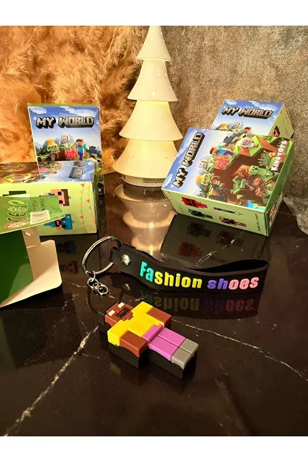 My World Sürpriz Kutulu Figür Anahtarlık (1 Adet)